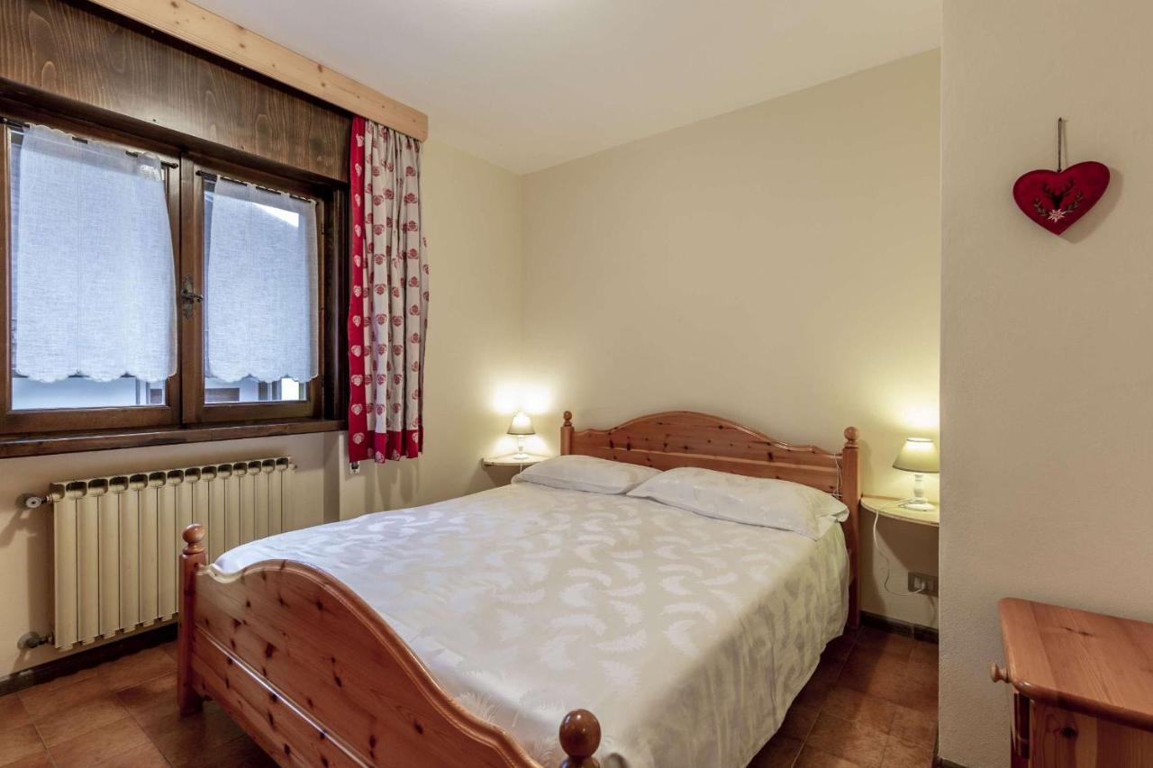 Des Alpes 2 Appartement Canazei Buitenkant foto